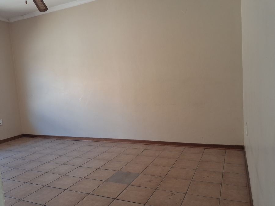 2 Bedroom Property for Sale in Potchefstroom North West